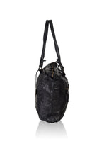 Black,1