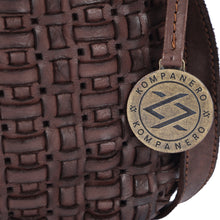Dark Brown,5