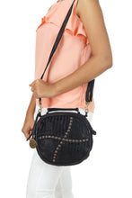 Black,4