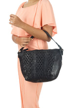 Black,4