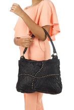 Black,4