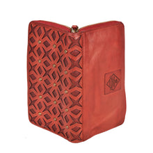 Red,4