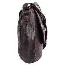 Dark Brown,2