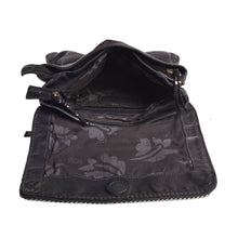 Black,7