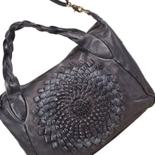 Black,7