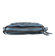 Blue,4
