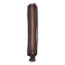 Dark Brown,2