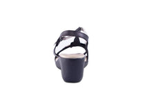 Black,4