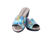 Blue,6