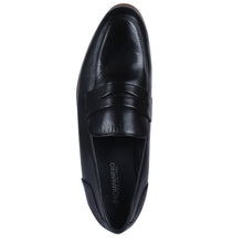Black,3