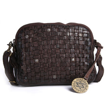 Dark Brown,0