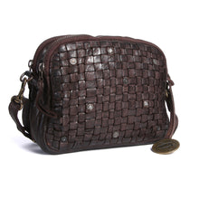 Dark Brown,1