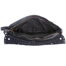 Black,4
