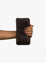Dark Brown,3