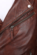 Brown,5