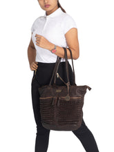 Dark Brown,4