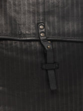 Black,5
