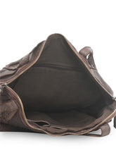 Dark Brown,2