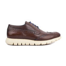 Brown,3