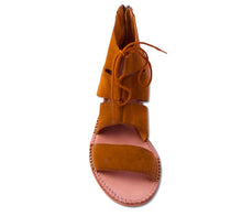 Tan,5