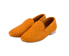 Tan,0