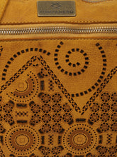 Yellow,4