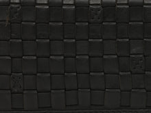 Black,4