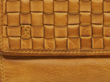 Yellow,4