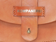 Tan,5