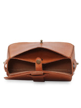 Tan,2
