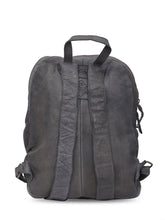Grey,3
