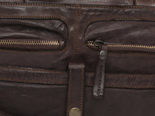 Dark Brown,4